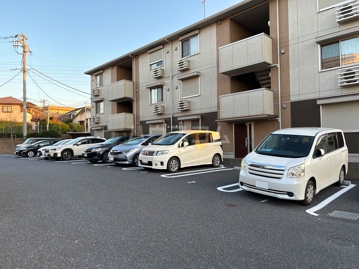 8/10 駐車場