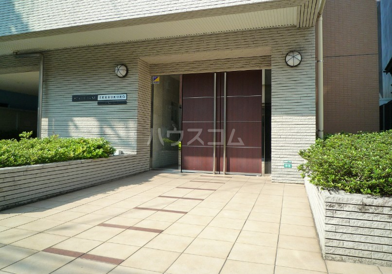 3/5 エントランス