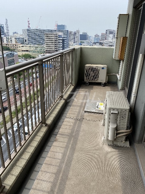 21/30 バルコニー