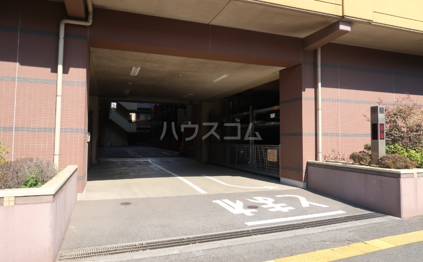 16/24 エントランス