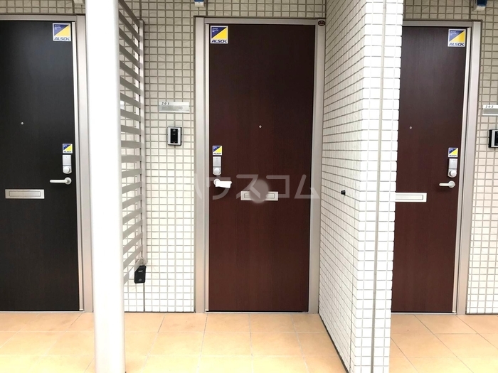 7/11 エントランス