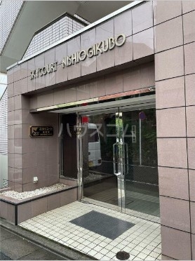 15/25 エントランス