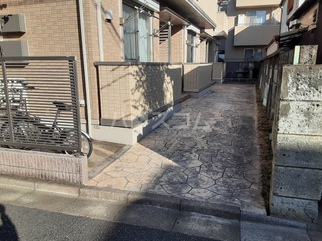19/28 エントランス