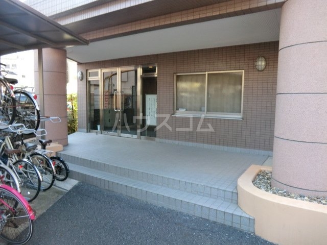 2/6 エントランス