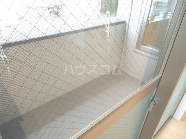 18/25 バルコニー