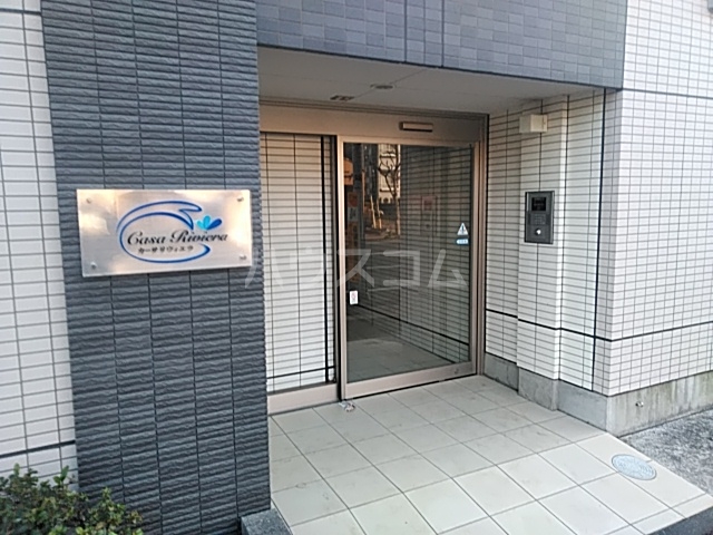 22/26 エントランス