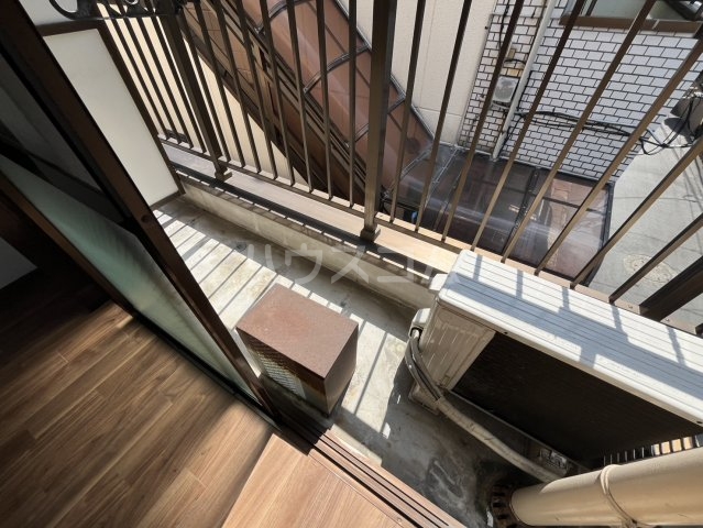 16/29 バルコニー