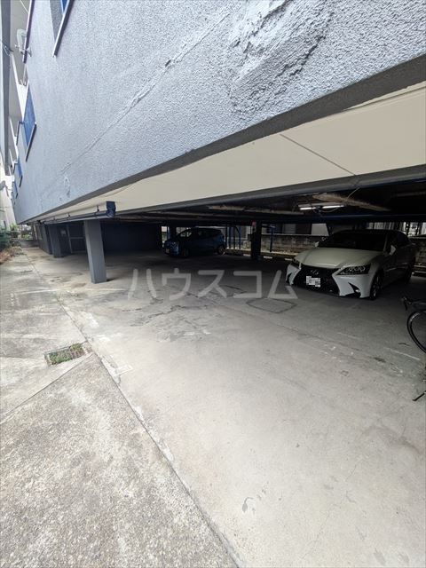 2/8 駐車場