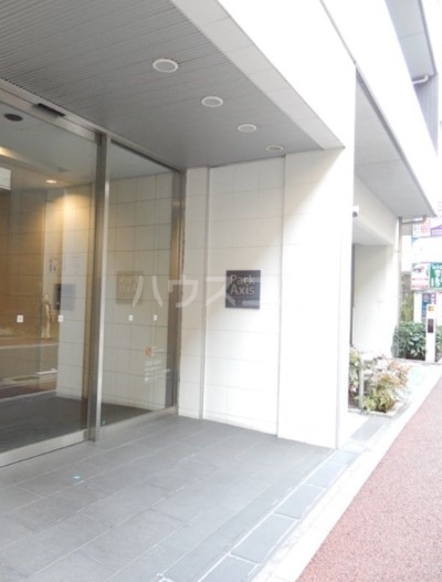 19/20 エントランス