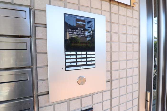 14/15 エントランス