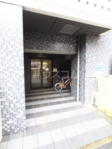 2/3 エントランス