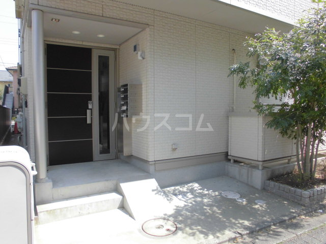 20/29 エントランス