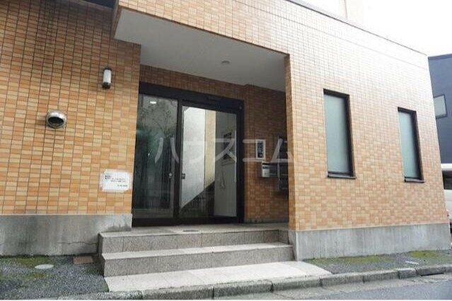 13/24 エントランス