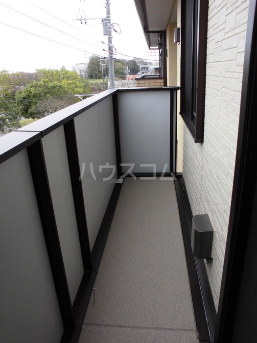 13/19 バルコニー