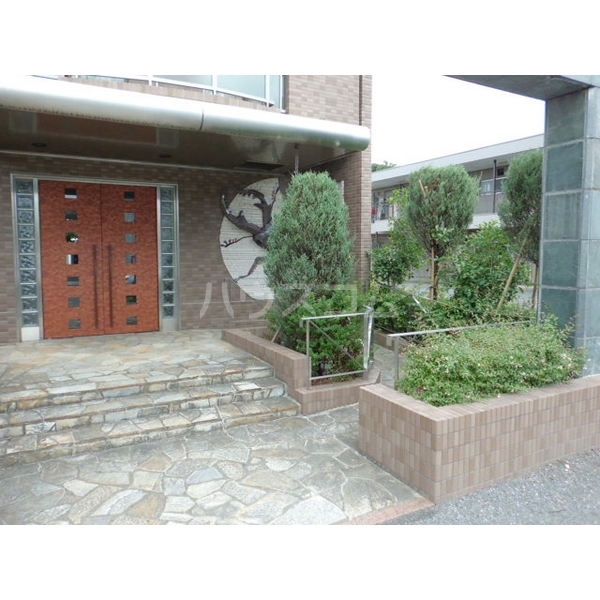 14/24 エントランス