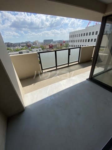 20/30 バルコニー