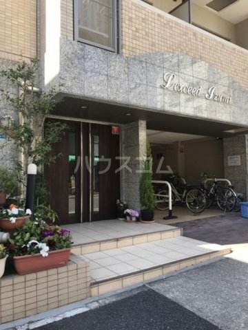 17/24 エントランス