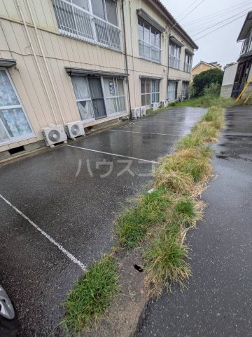28/30 駐車場