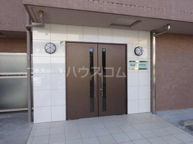 29/30 エントランス
