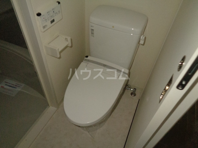 13/30 トイレ