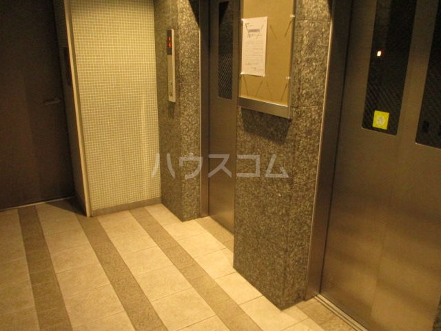 2/4 エントランス