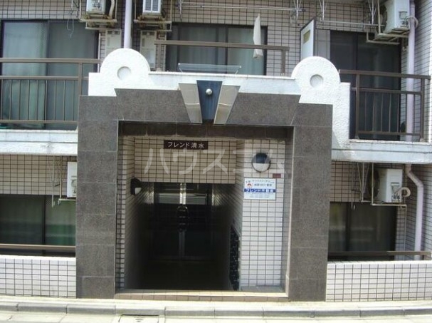 14/22 エントランス