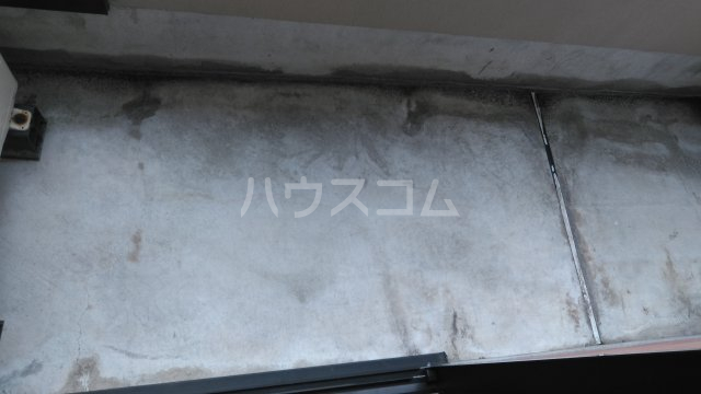 25/30 バルコニー