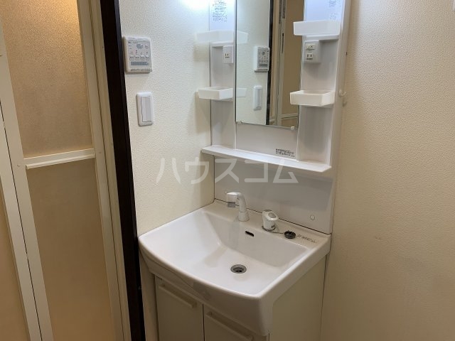 17/30 洗面