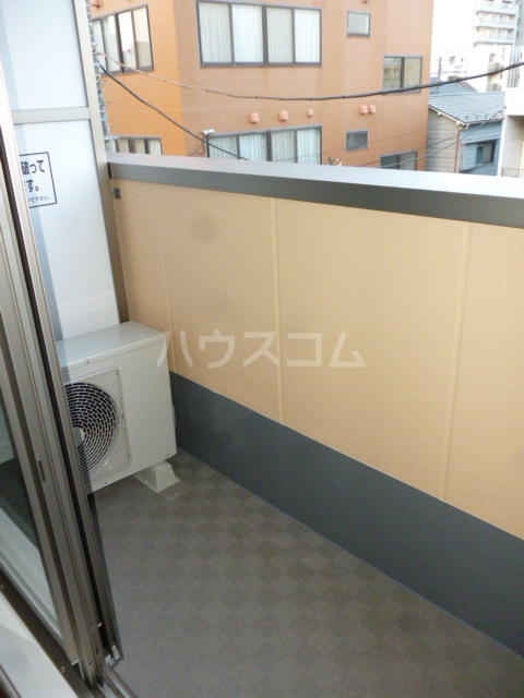 16/23 バルコニー
