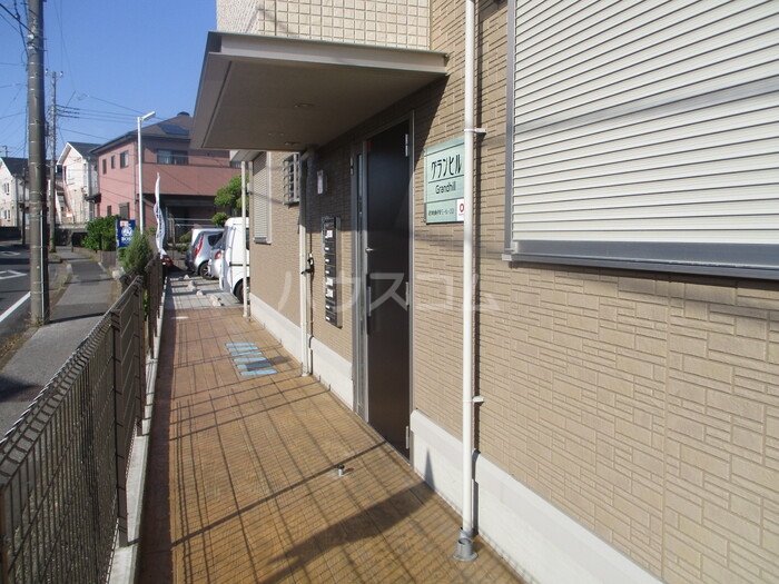 17/18 エントランス