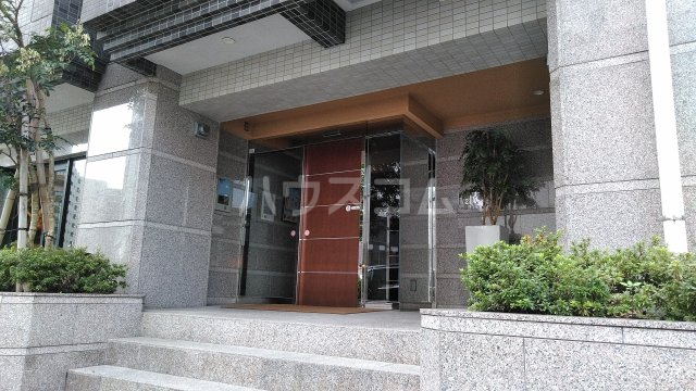 29/30 エントランス