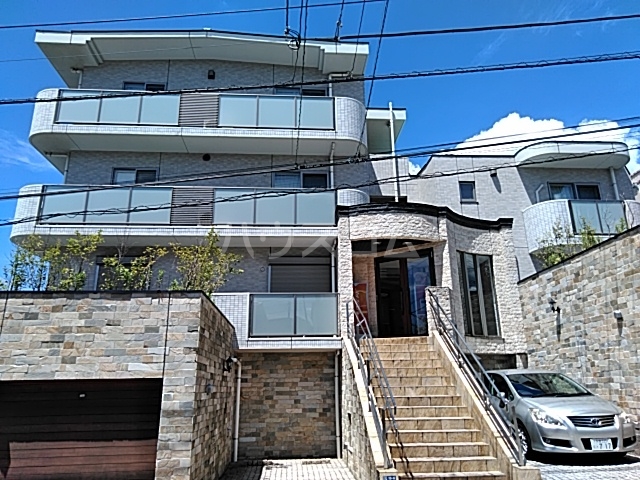 2/30 外観
