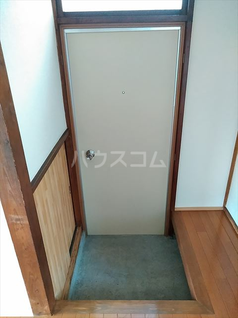 13/30 玄関