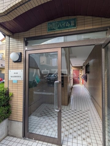 2/11 エントランス