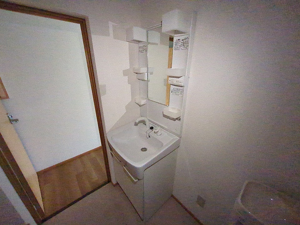 15/30 洗面