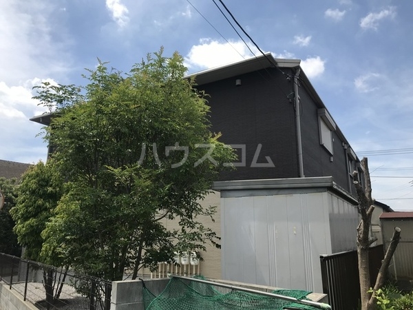 18/29 エントランス