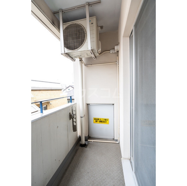 15/28 バルコニー