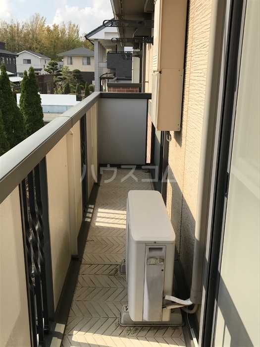 16/22 バルコニー