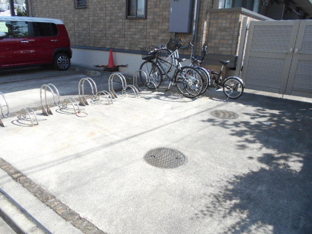 2/6 駐車場
