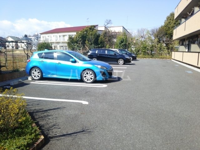 4/8 駐車場