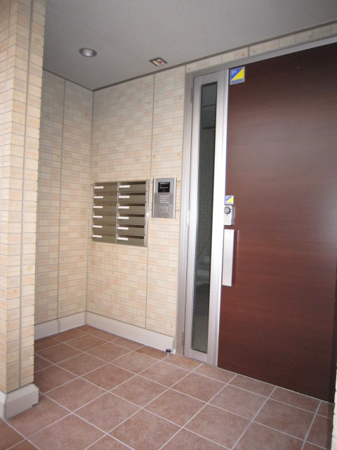 2/10 エントランス