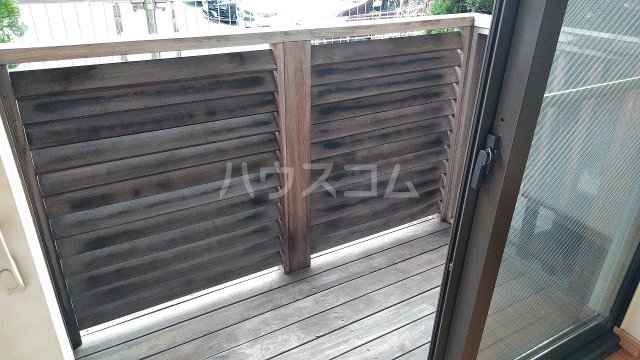 18/26 バルコニー