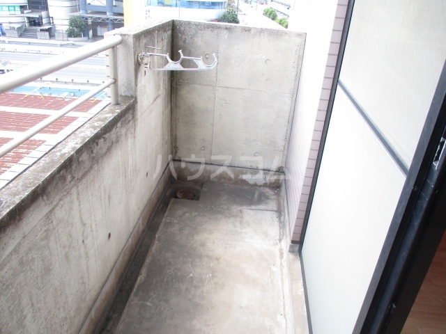 14/28 バルコニー