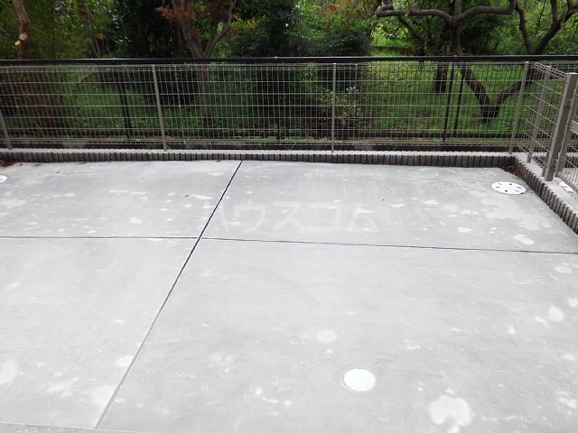 16/23 バルコニー