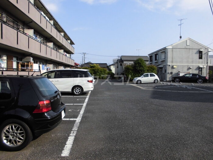 21/23 駐車場