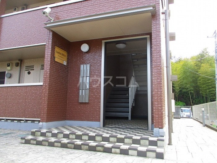 14/15 エントランス