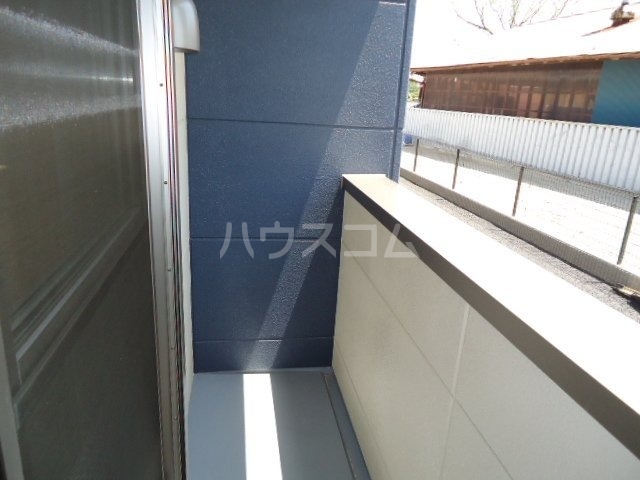 20/27 バルコニー