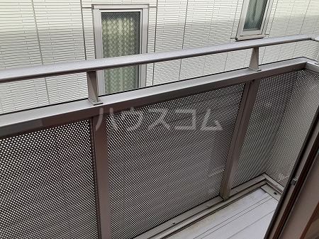 23/30 バルコニー