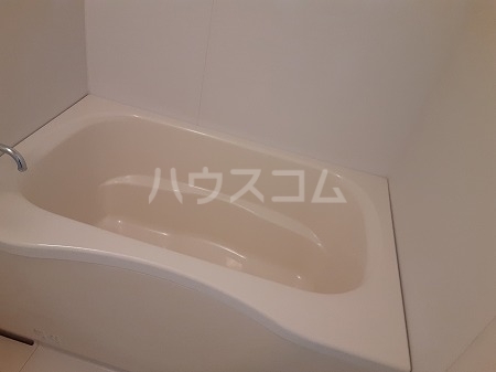 13/30 浴室