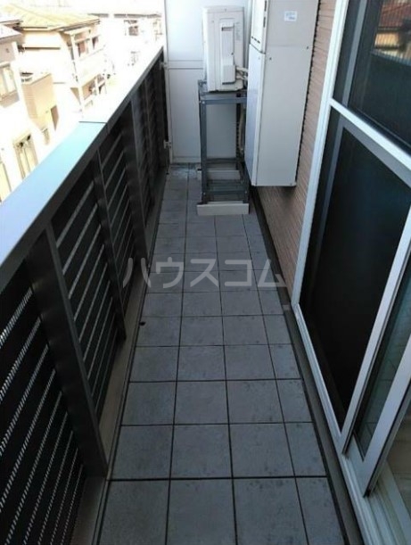 16/28 バルコニー